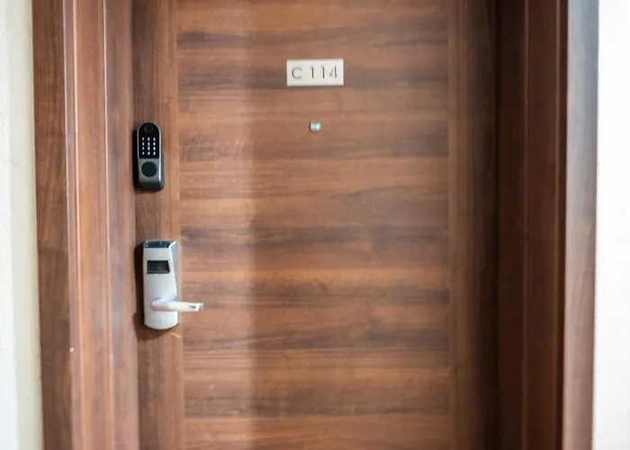 Marina * بالشيك